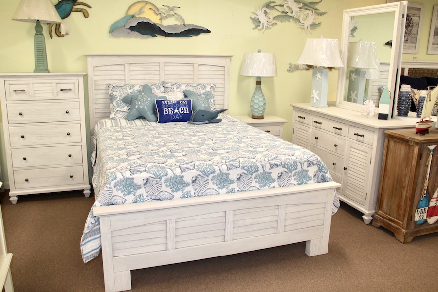 coastal louvered bedroom